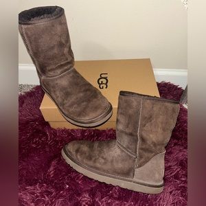UGG Classic Short ll Boot